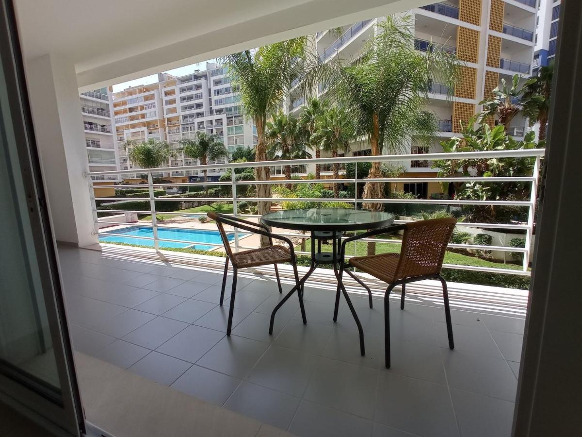 Comfortable Apartment Lumina - Central Portimao Bagian luar foto